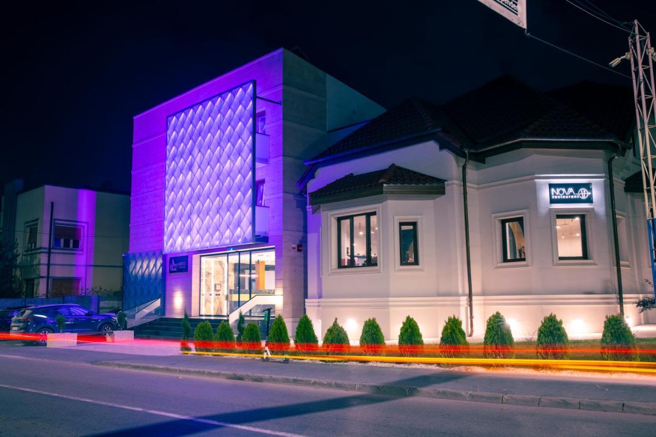 Hotel Aura Unirii Alba Iulia Exterior photo